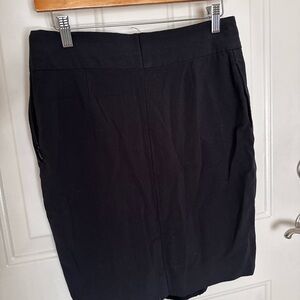 Old Navy Black and Gray Skirt